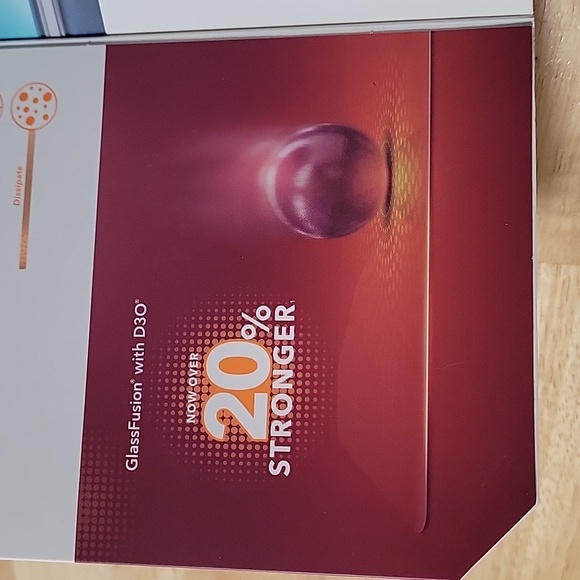 ZAGG Invisible Shield screen protector for Galacy S21 5G - Picture 5 of 10